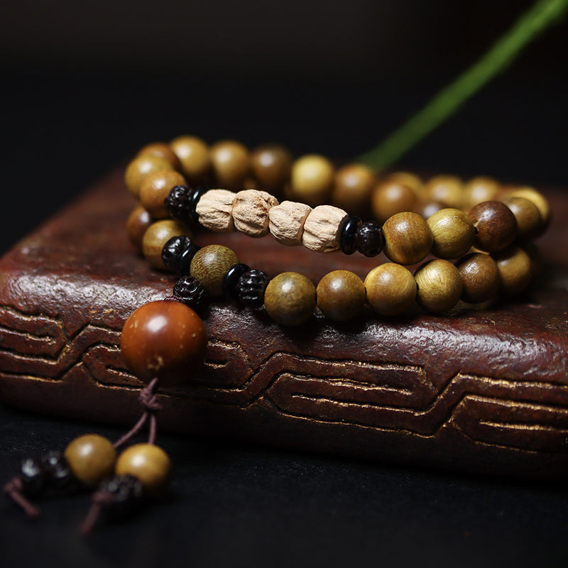 GREEN SANDALWOOD BUDDHIST BEADS BRACELET
