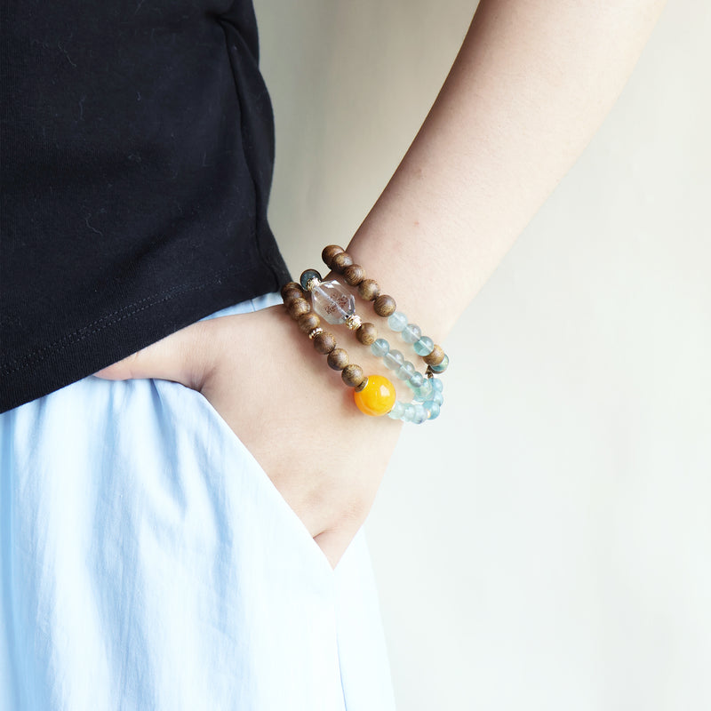 AGARWOOD FLUORITE FREE-FORM CRYSTAL BRACELET-2