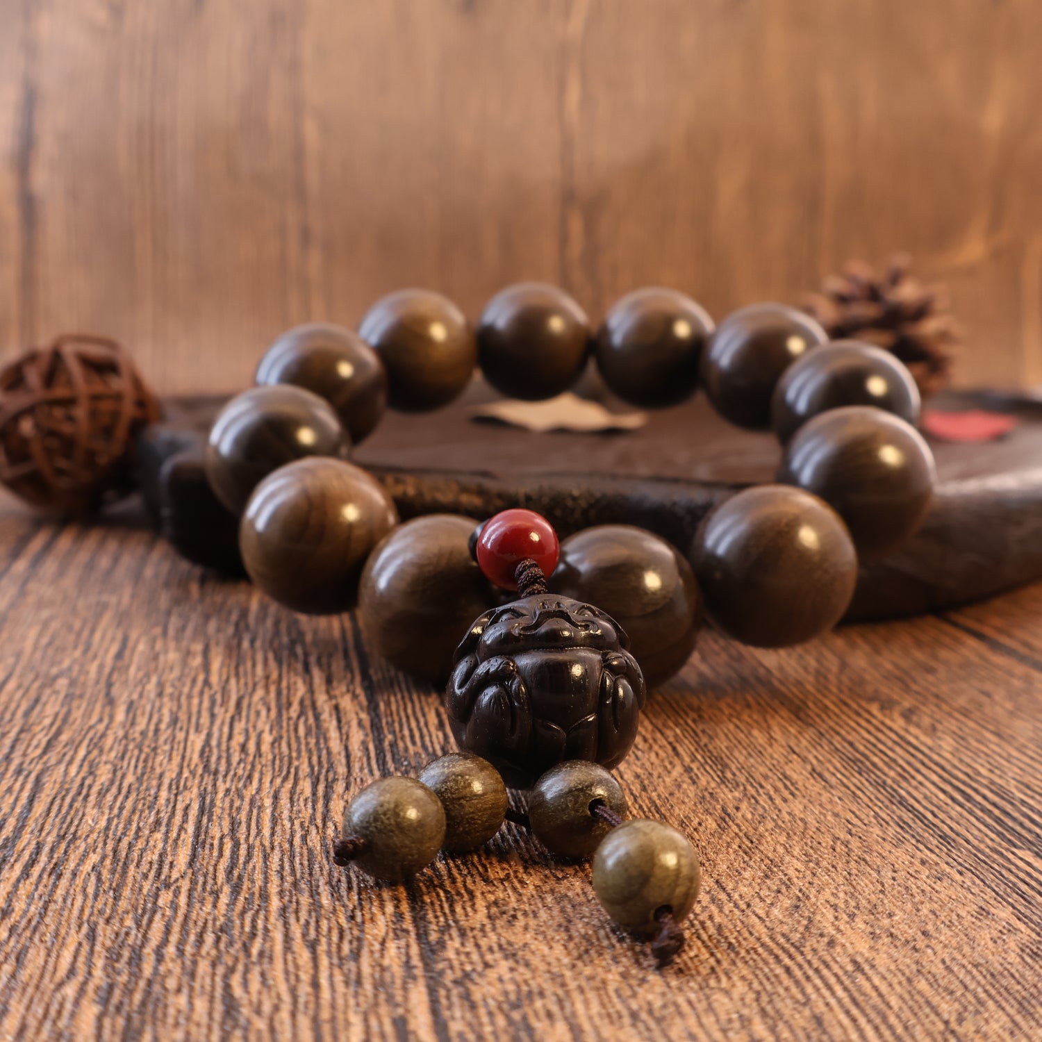 GLOOMY GOLDEN NANMU CINNABAR BRACELET-3