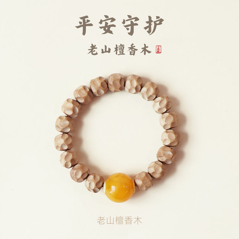 OLD MOUNTAIN SANDALWOOD HAMMER PATTERN BRACELET-1